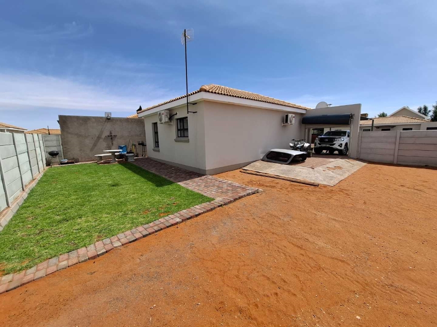 2 Bedroom Property for Sale in Blydeville Northern Cape